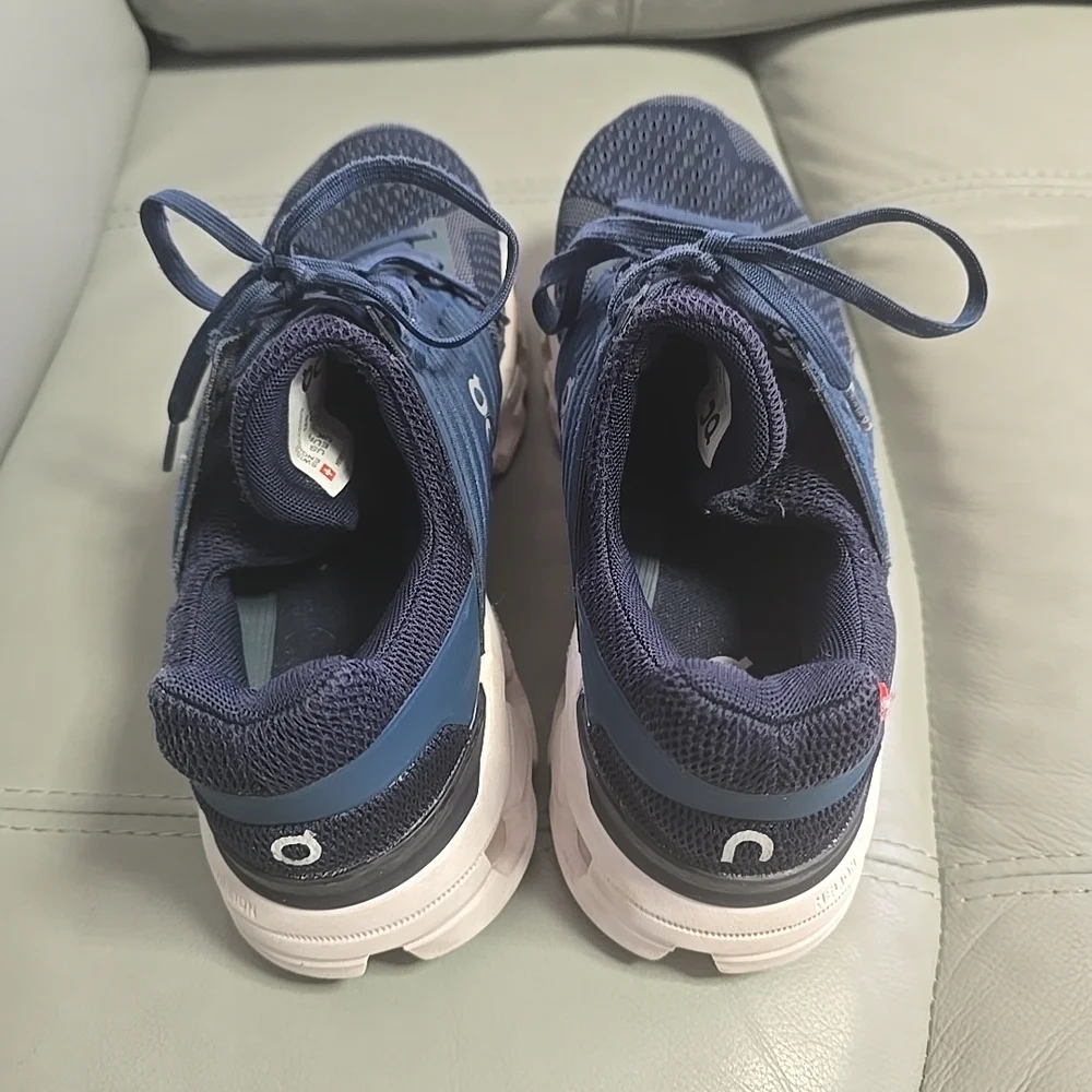 On Cloud Helion Cloudswift Cloudtec Running Shoes Navy Blue Men’s Size 8‎